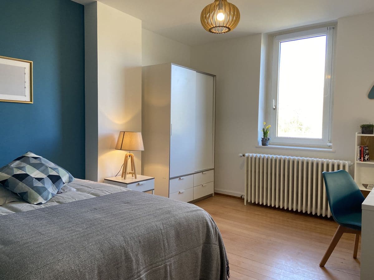 Chambre aménagée dans un coliving à Strasbourg